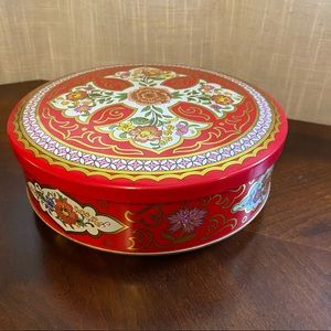 Vintage tin red decoration or cookie jar tin